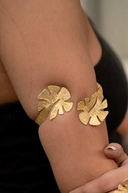 Twisted Leaf Bangle